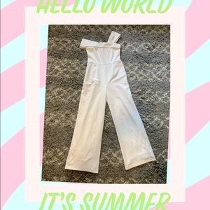 Vince Camuto Jumpsuit white size 6